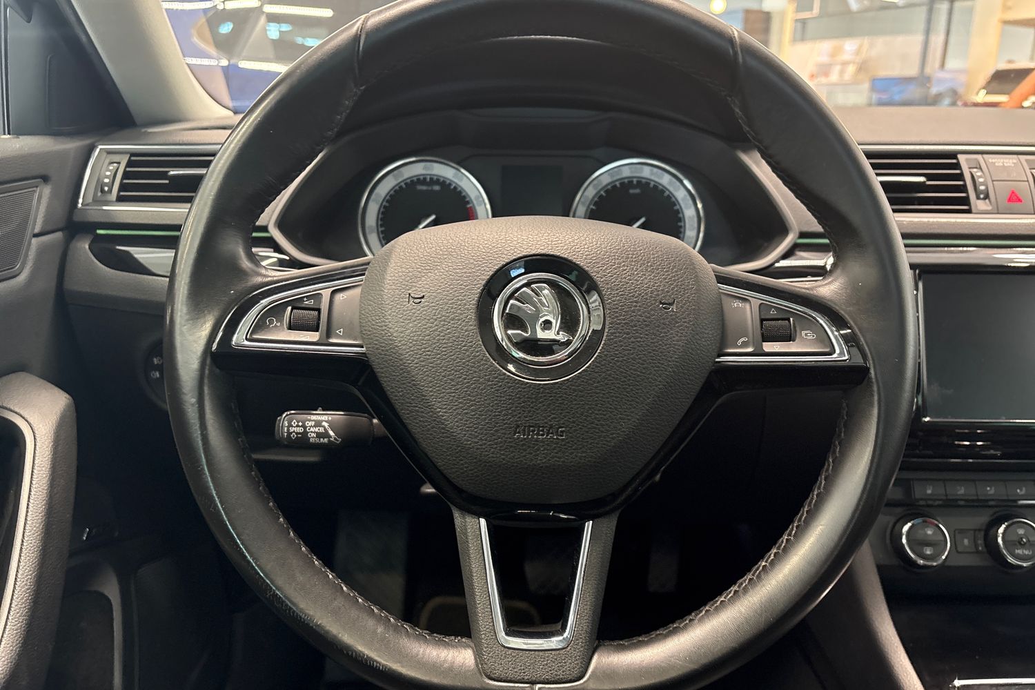 SKODA Superb 2016