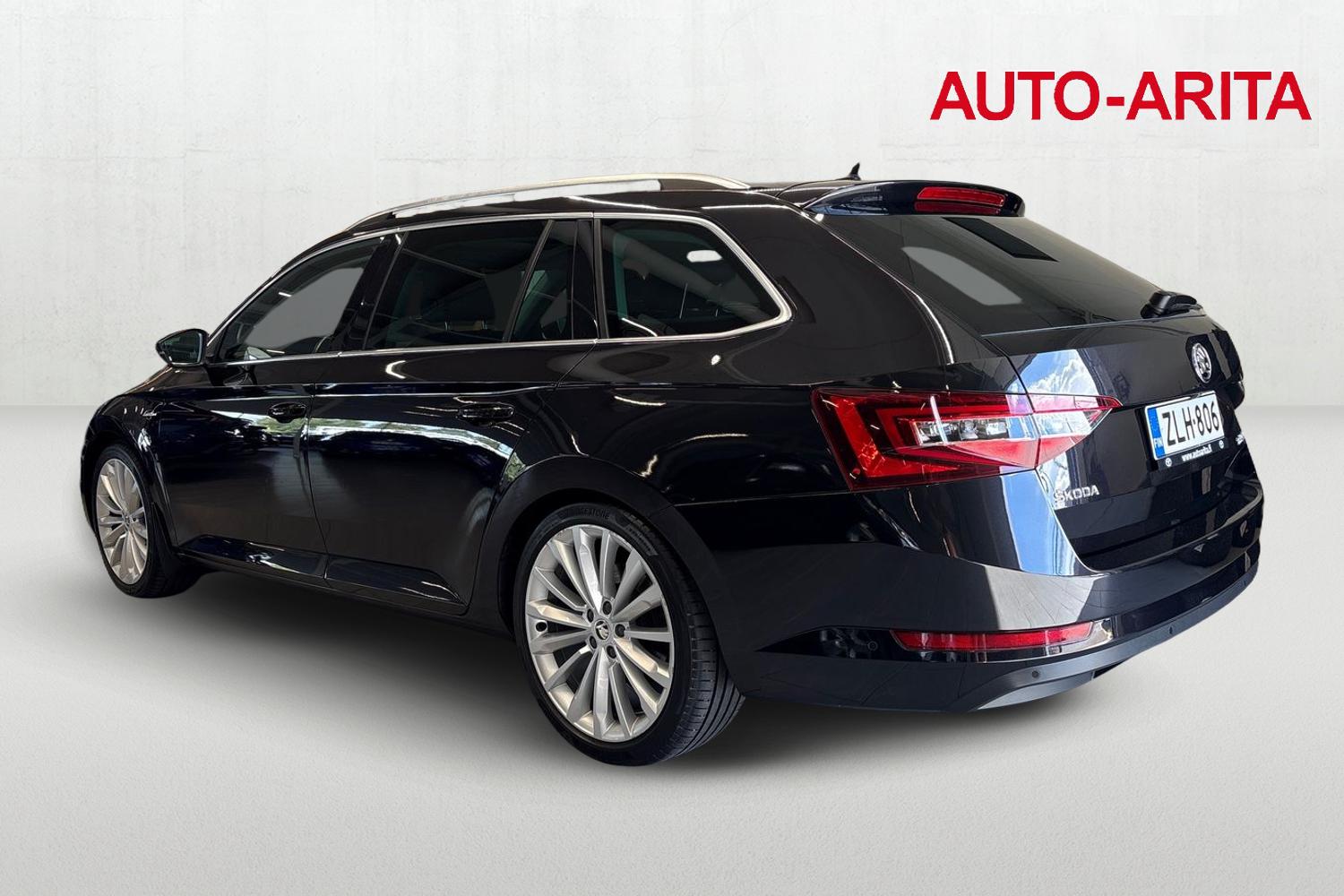 SKODA Superb 2016