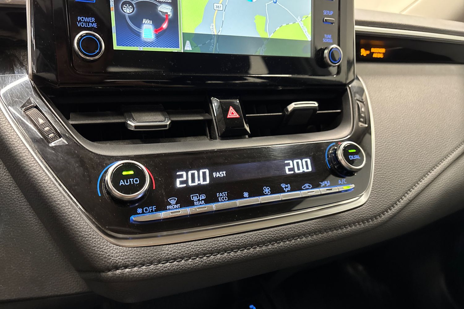 TOYOTA COROLLA 2019