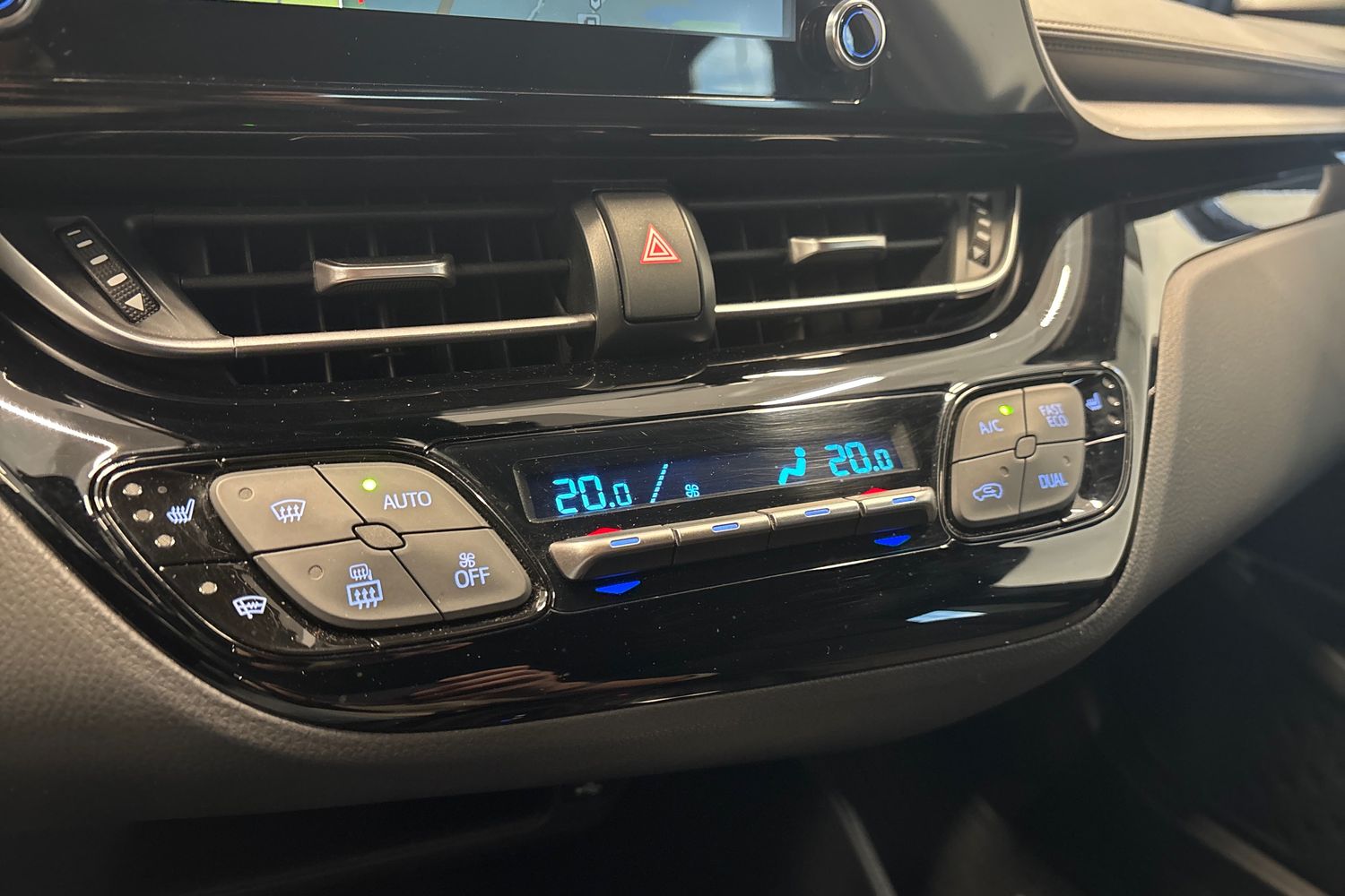TOYOTA C-HR 2022