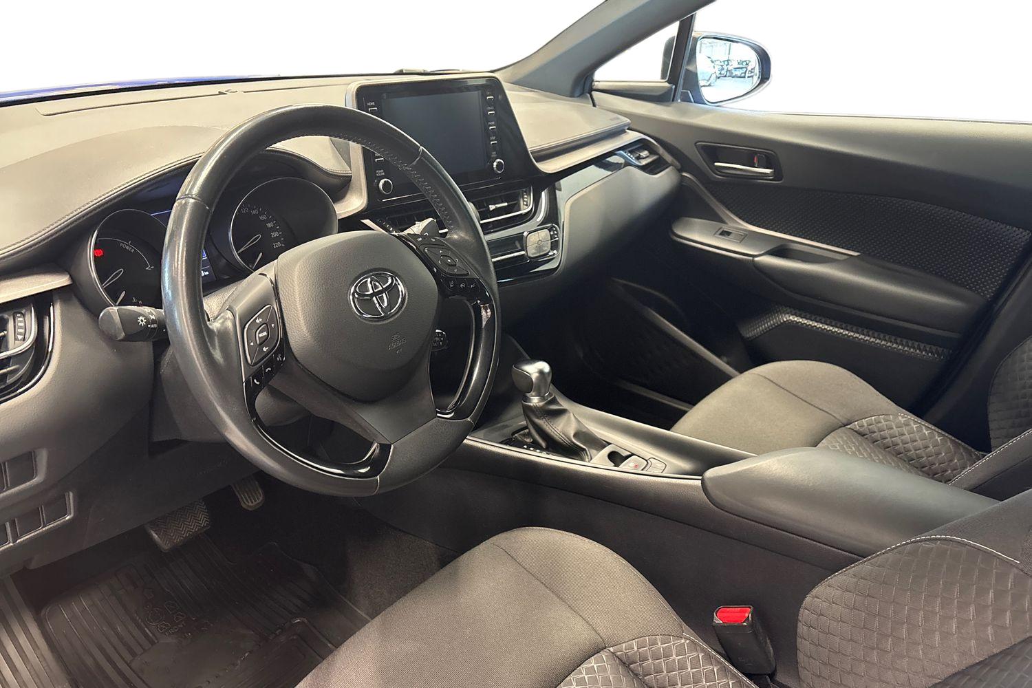 TOYOTA C-HR 2022