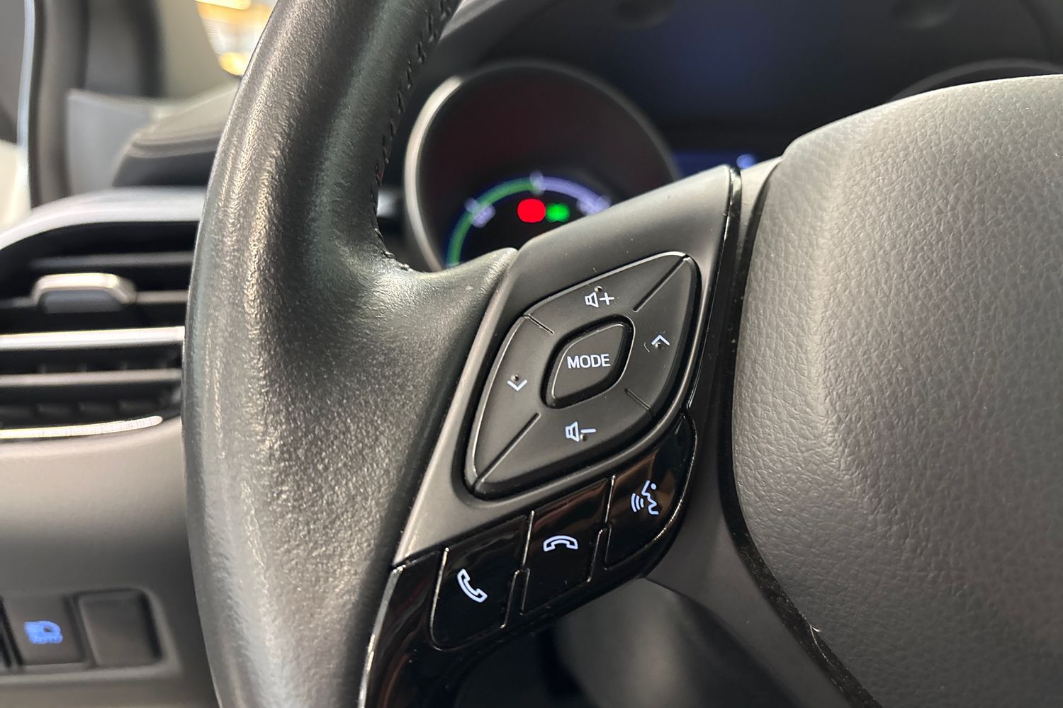 TOYOTA C-HR 2021