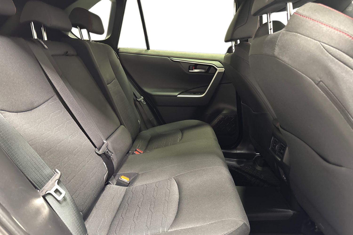 Toyota RAV4 Plug-in 2024