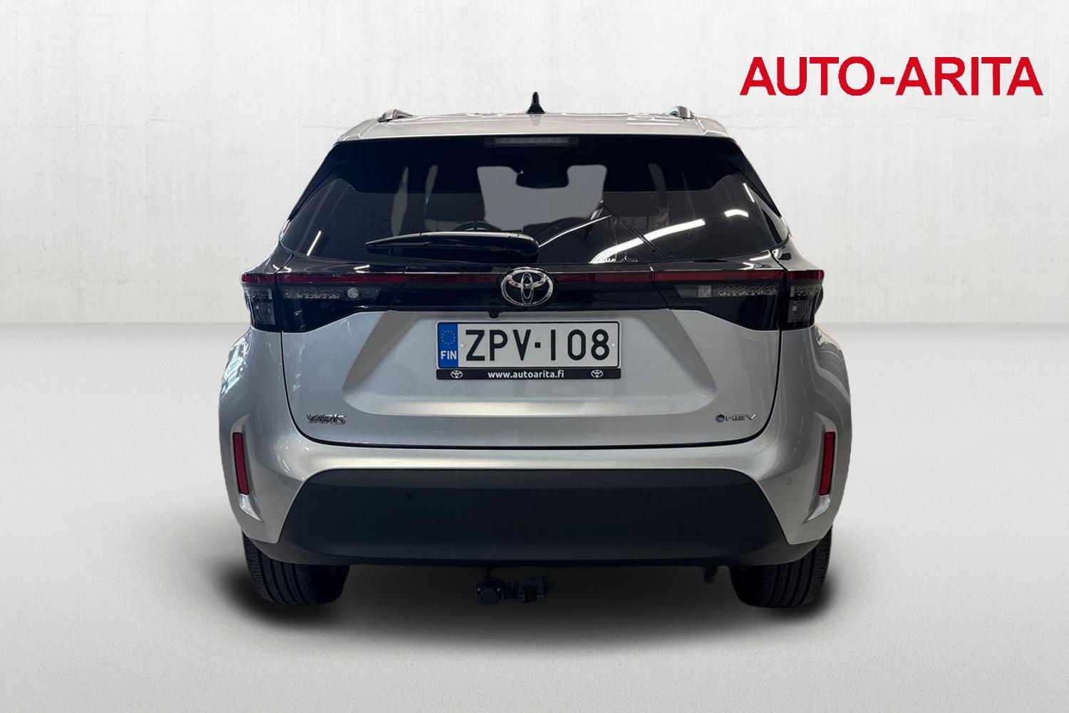 TOYOTA Yaris Cross 2025