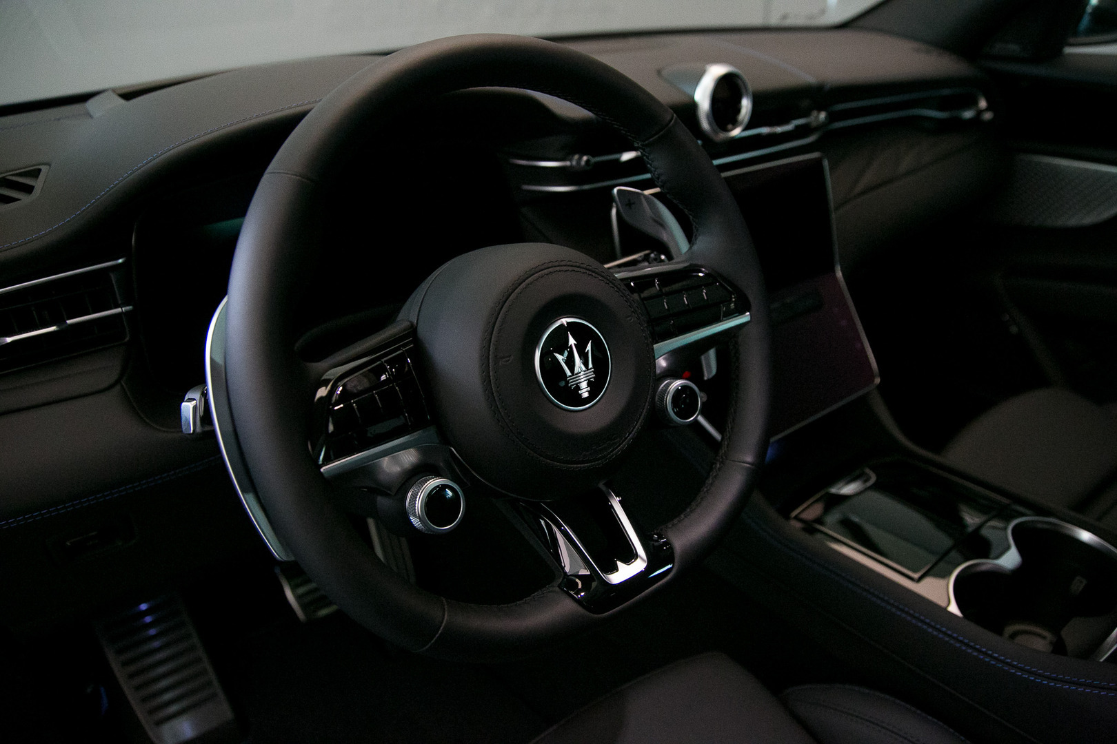 MASERATI GRECALE 2023