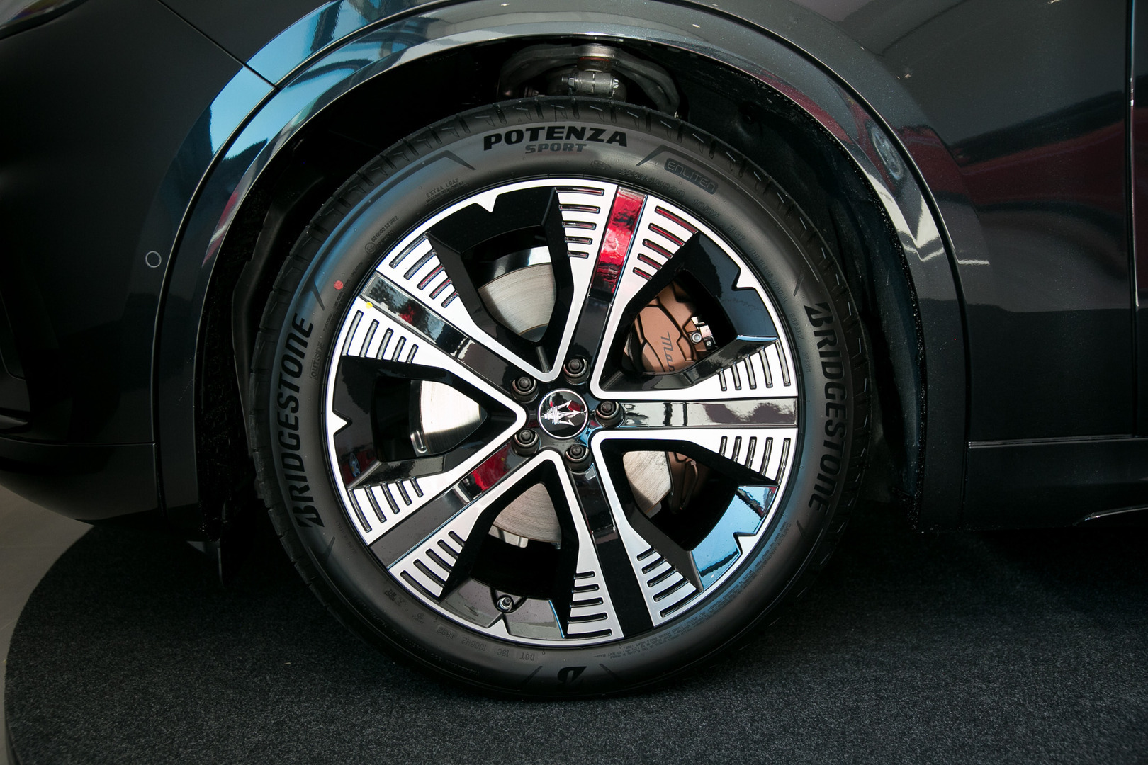 MASERATI GRECALE 9