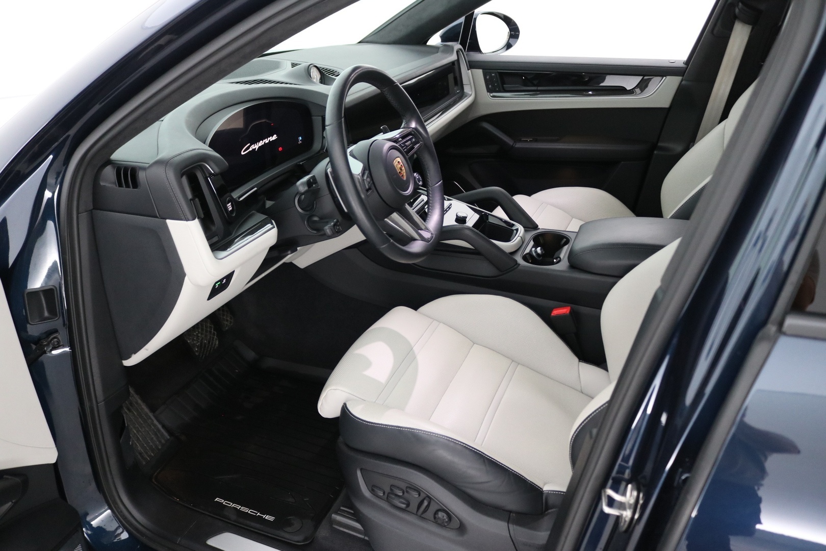 PORSCHE Cayenne 7