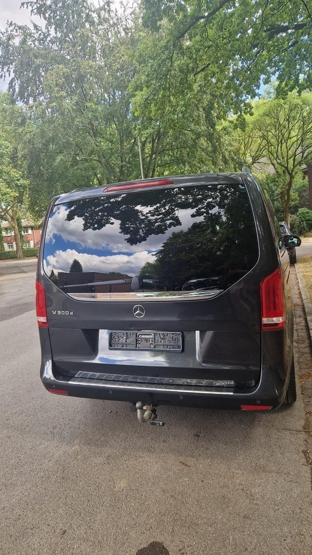 MERCEDES-BENZ V 4