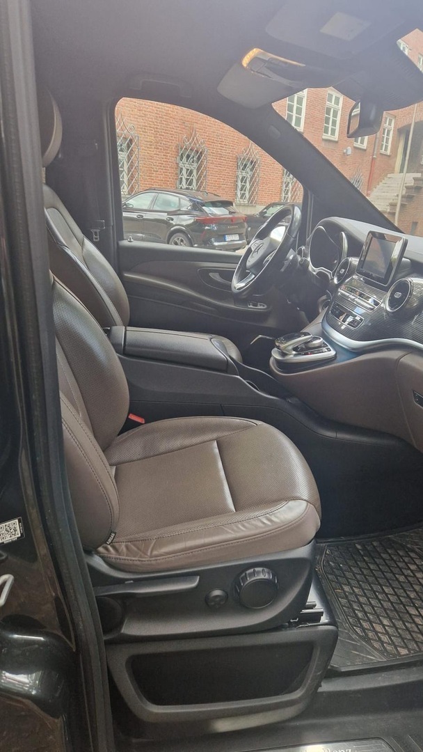 MERCEDES-BENZ V 6