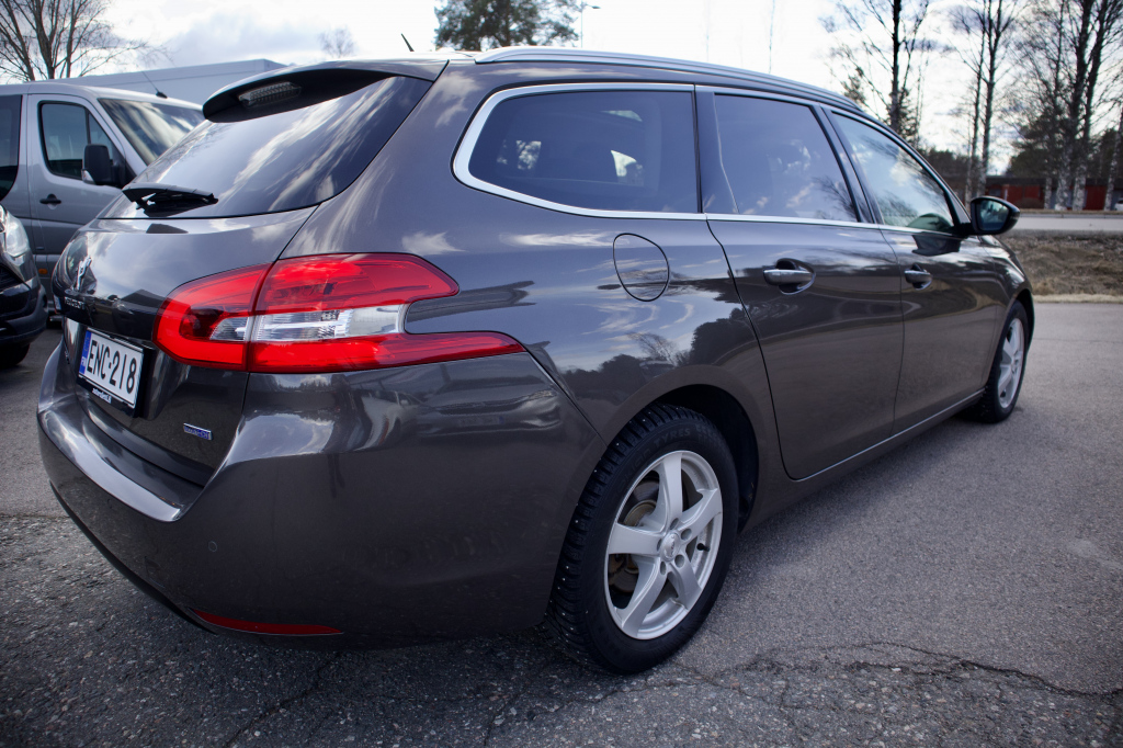 PEUGEOT 308 5