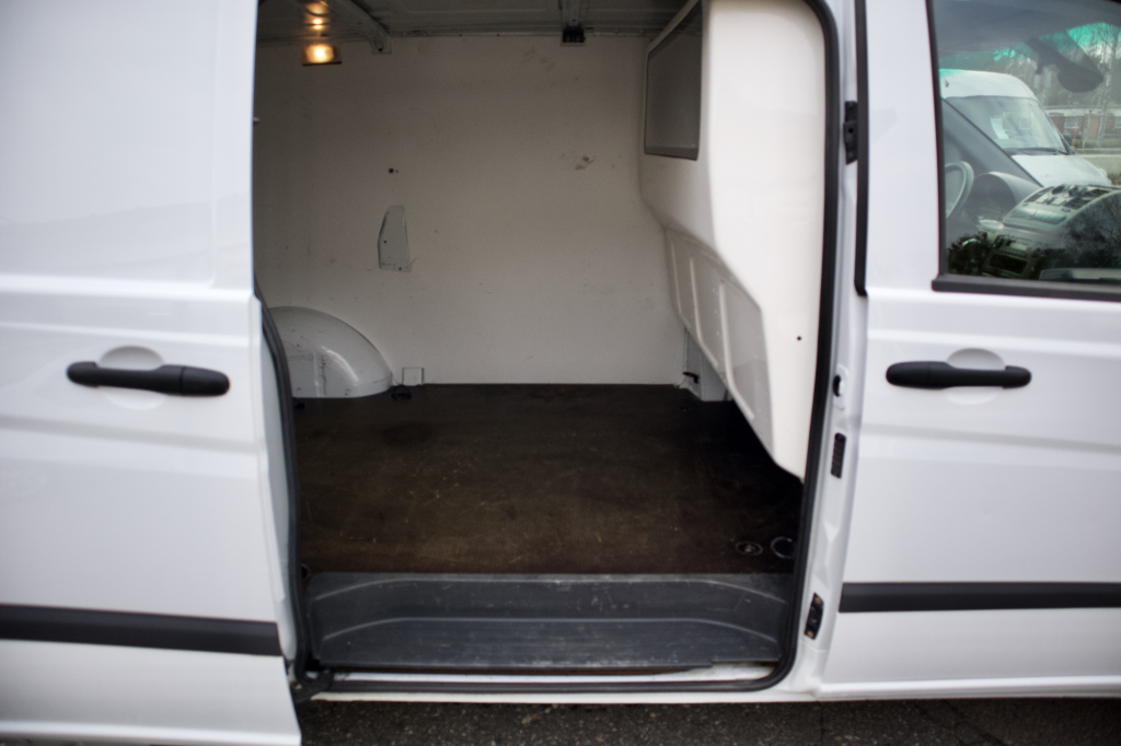 MERCEDES-BENZ Vito 12