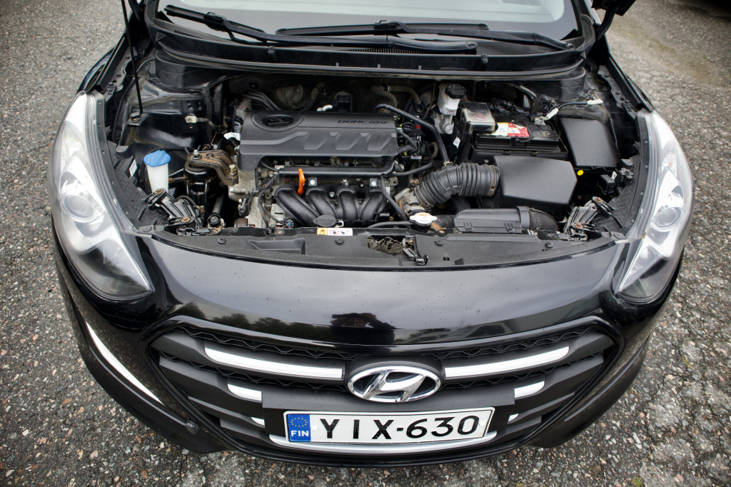 HYUNDAI i 30 13