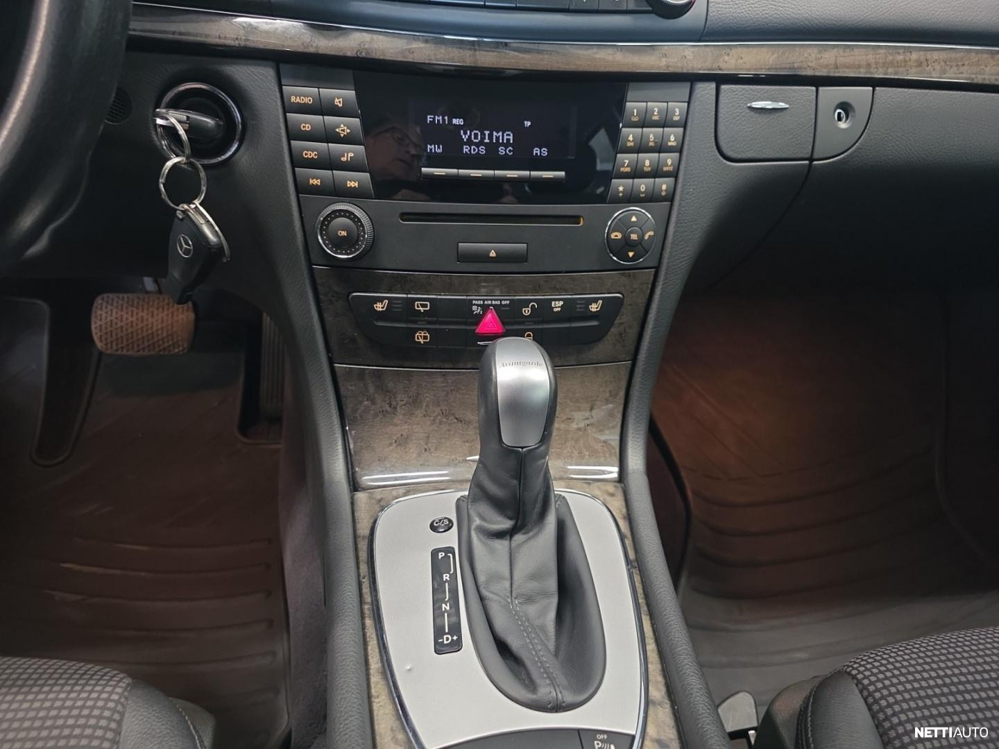 Mercedes-Benz E 2006