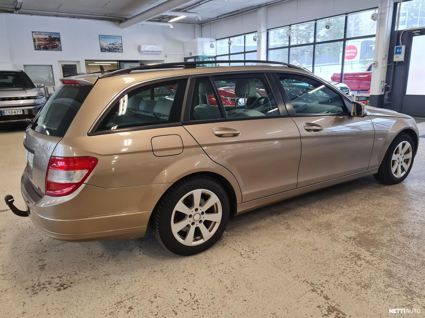 Mercedes-Benz C 2010