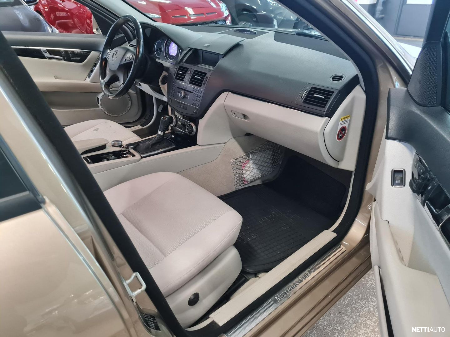 Mercedes-Benz C 2010