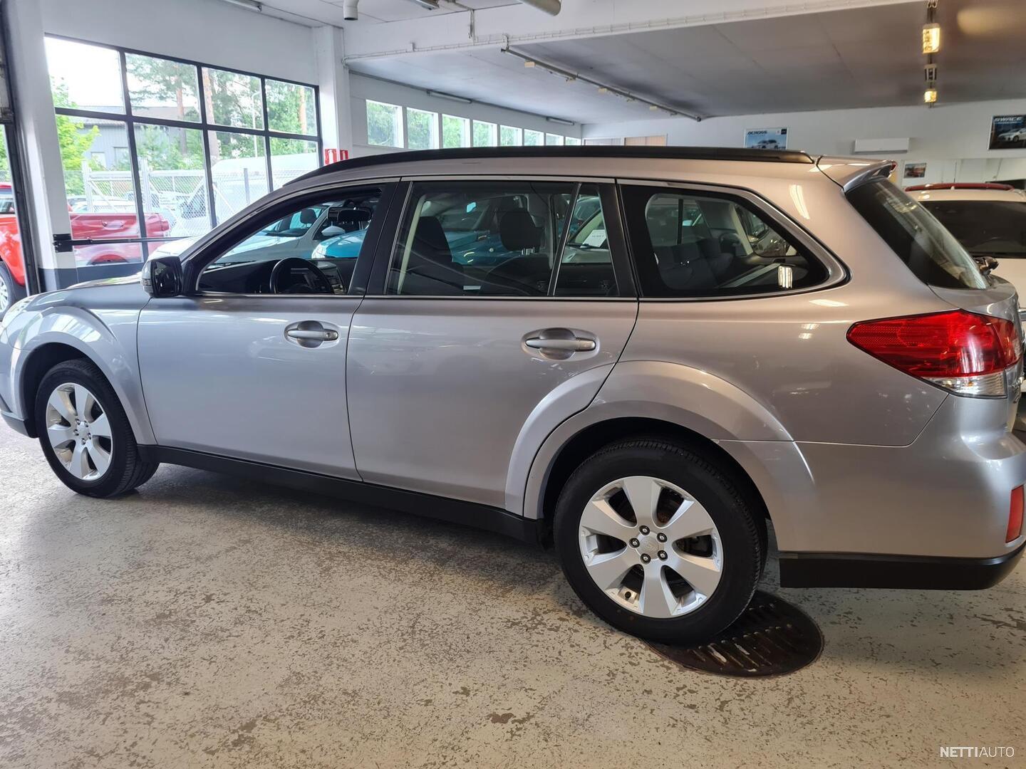Subaru Outback 2012