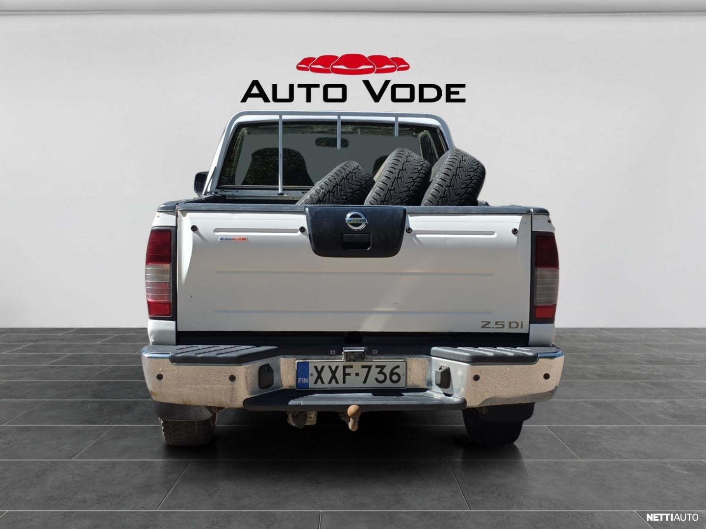 Nissan King Cab 2004