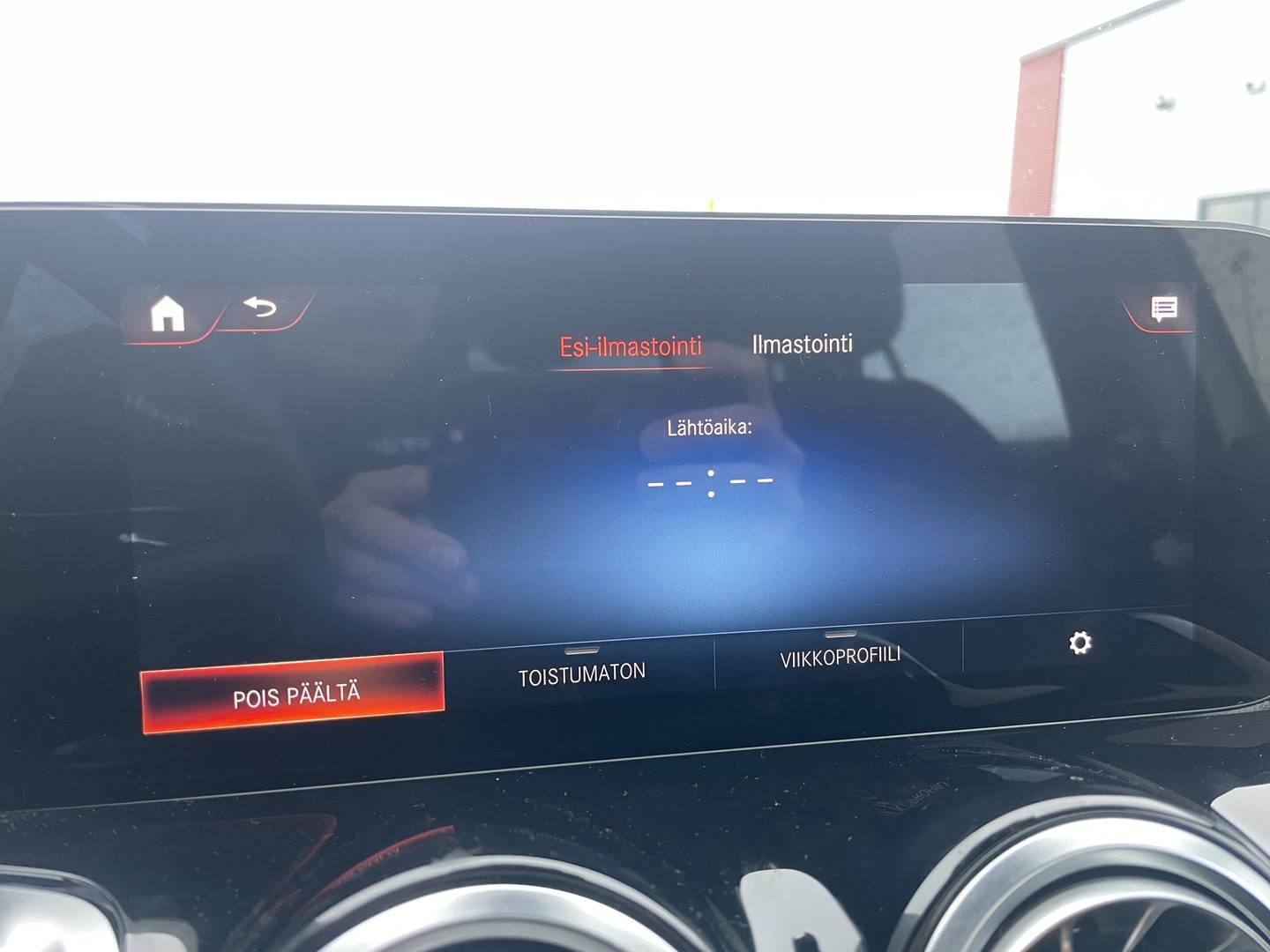 MERCEDES-BENZ EQB 2022