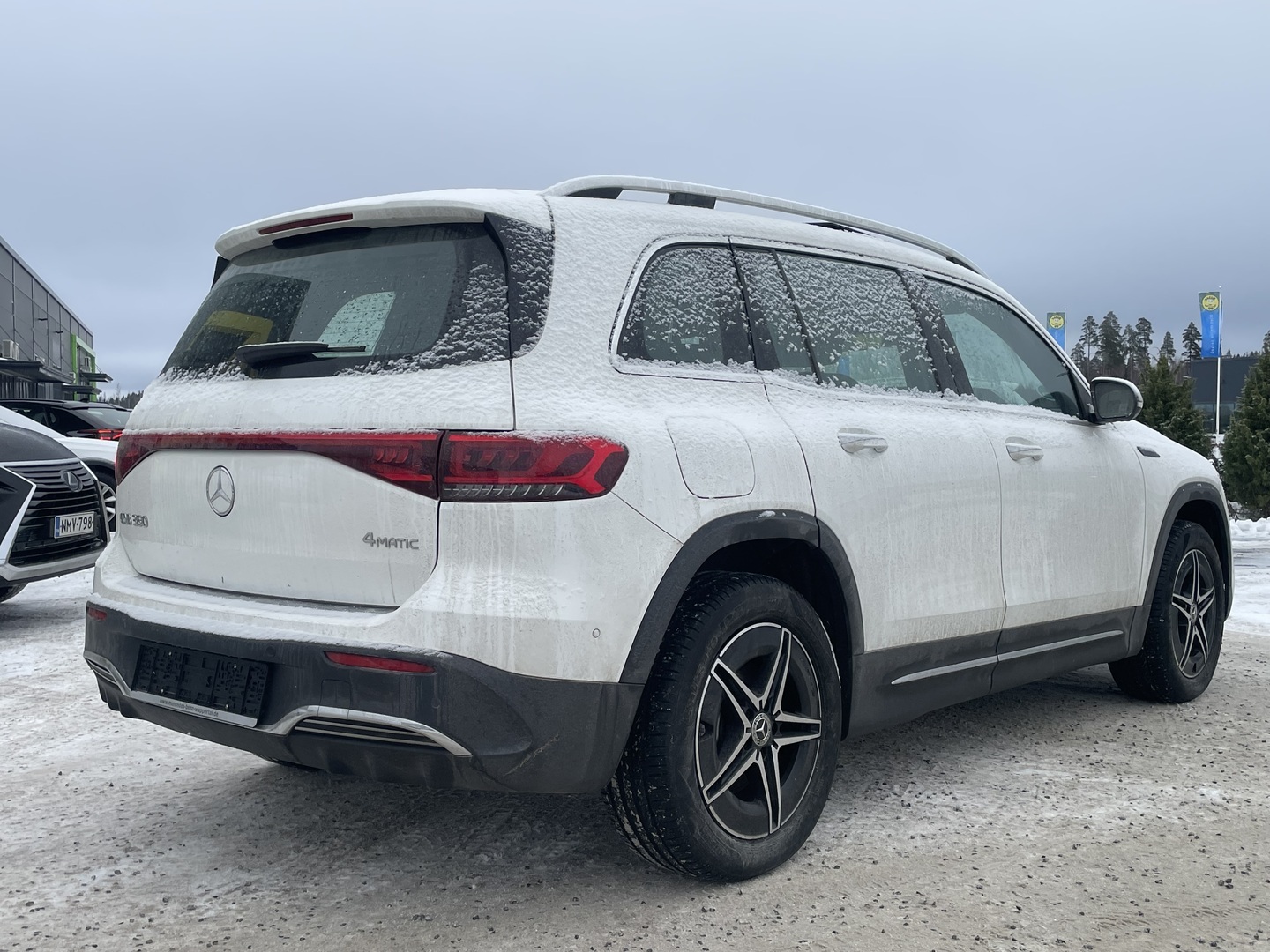 MERCEDES-BENZ EQB 2022