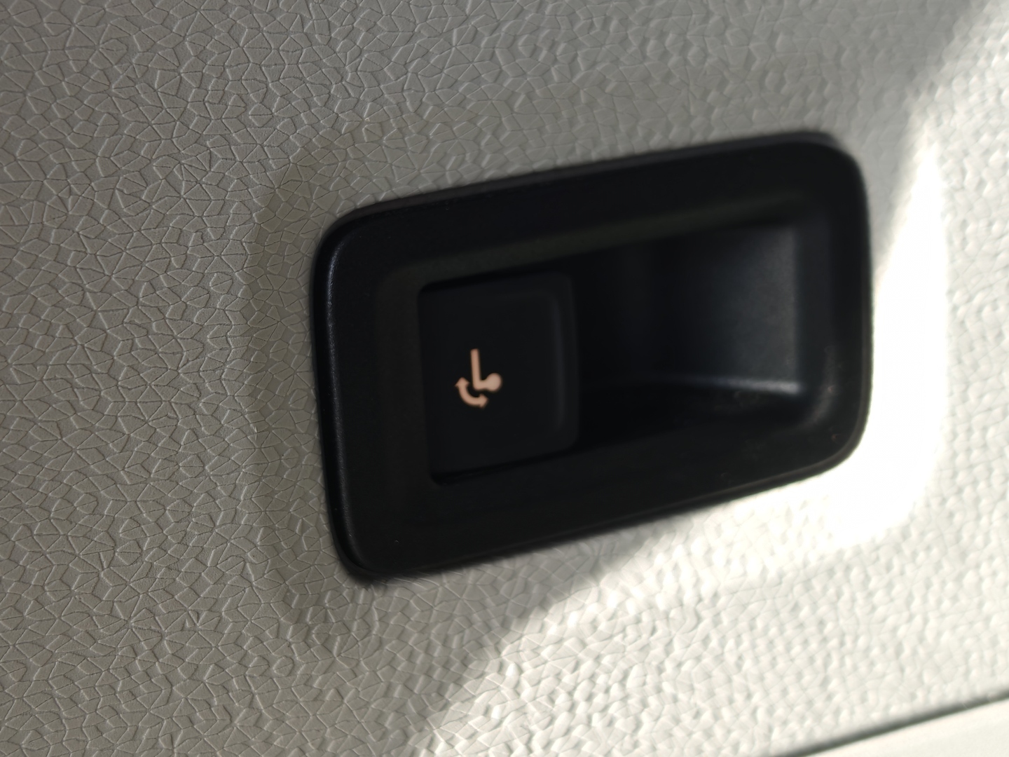 VOLKSWAGEN ID. BUZZ 2023