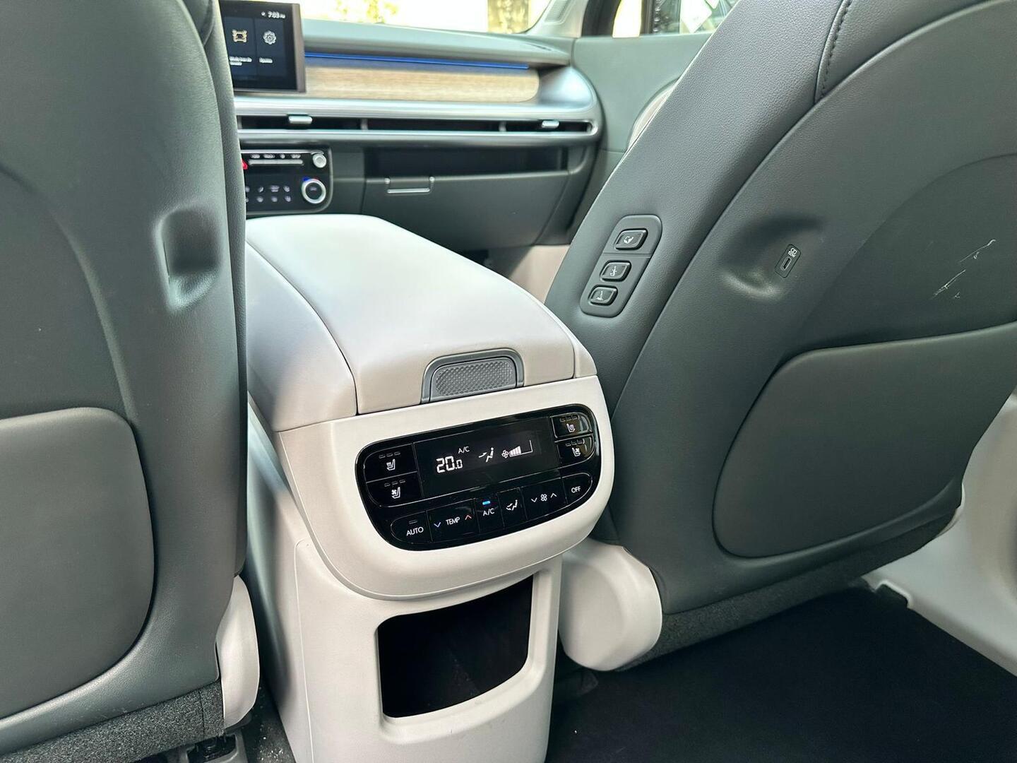 HYUNDAI IONIQ 9 14