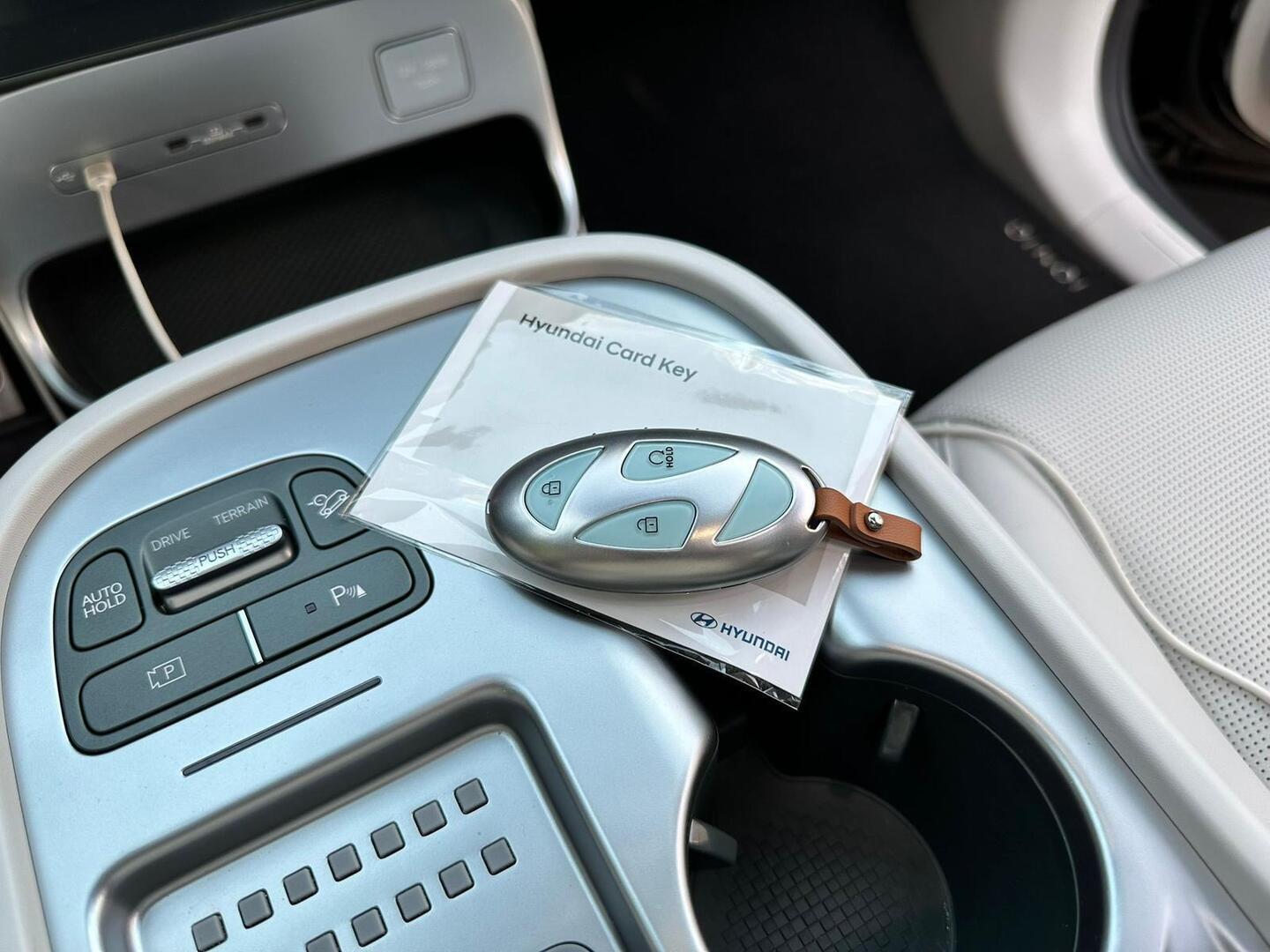 HYUNDAI IONIQ 9 7