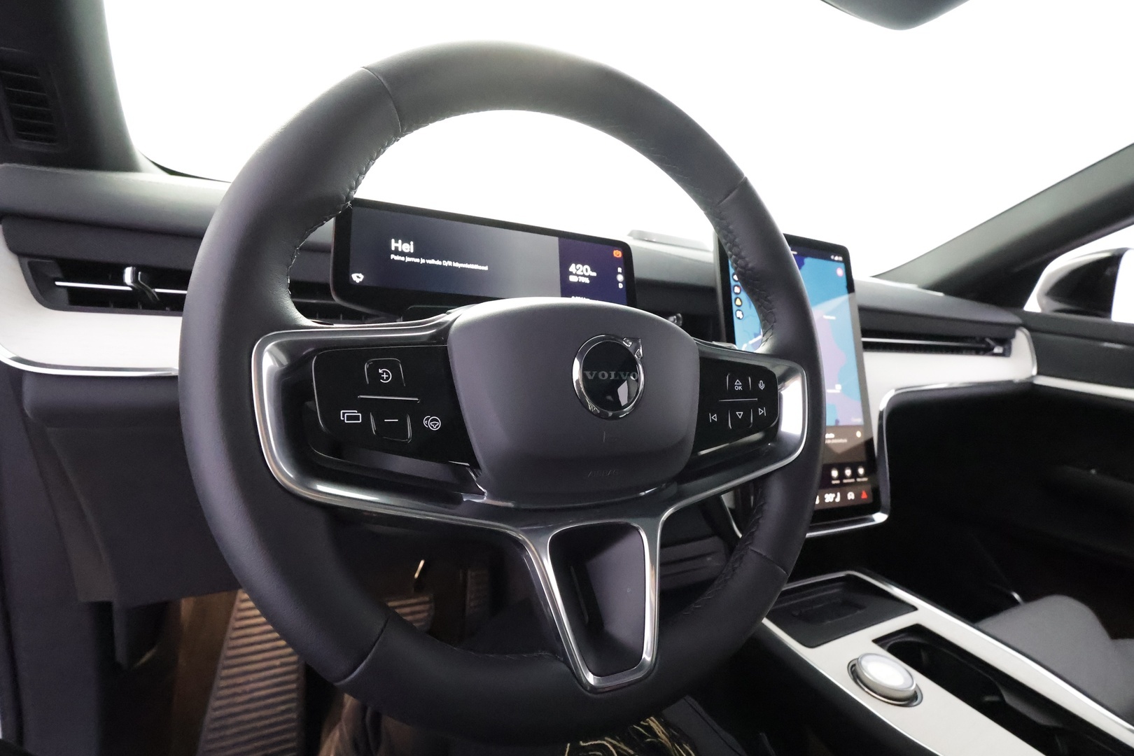 VOLVO EX90 2025