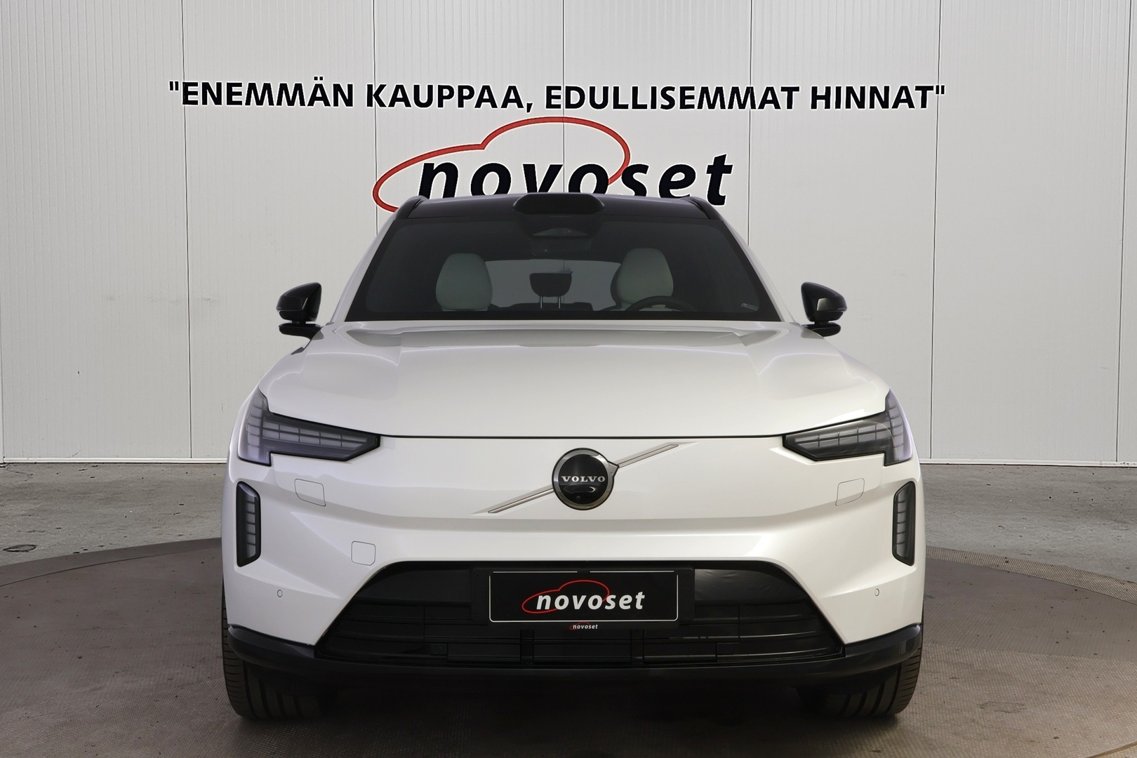 VOLVO EX90 2025
