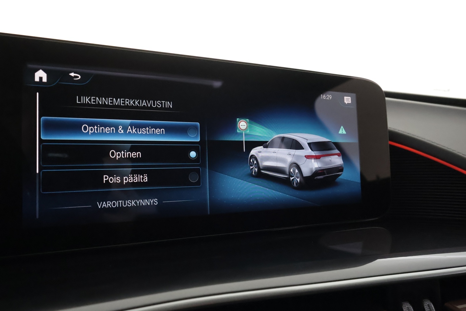 MERCEDES-BENZ EQC 2022