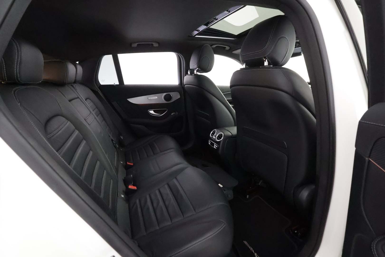 MERCEDES-BENZ EQC 2022