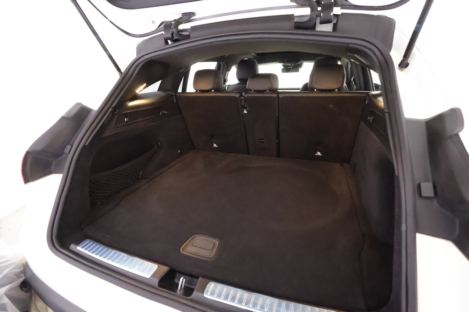 MERCEDES-BENZ EQC 2022