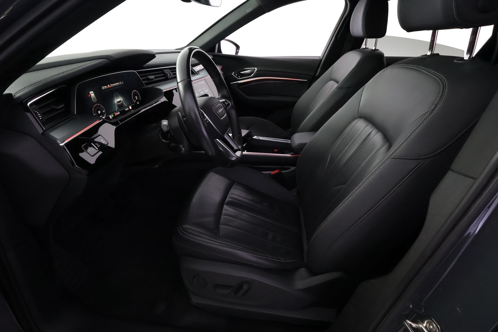 AUDI Q8 E-TRON 2024