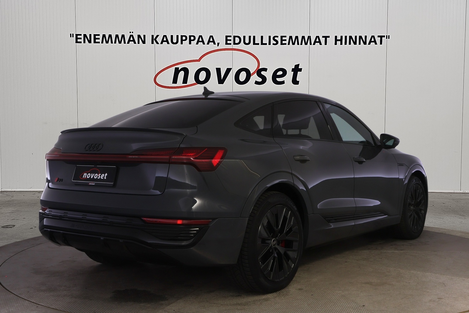 AUDI Q8 E-TRON 2024