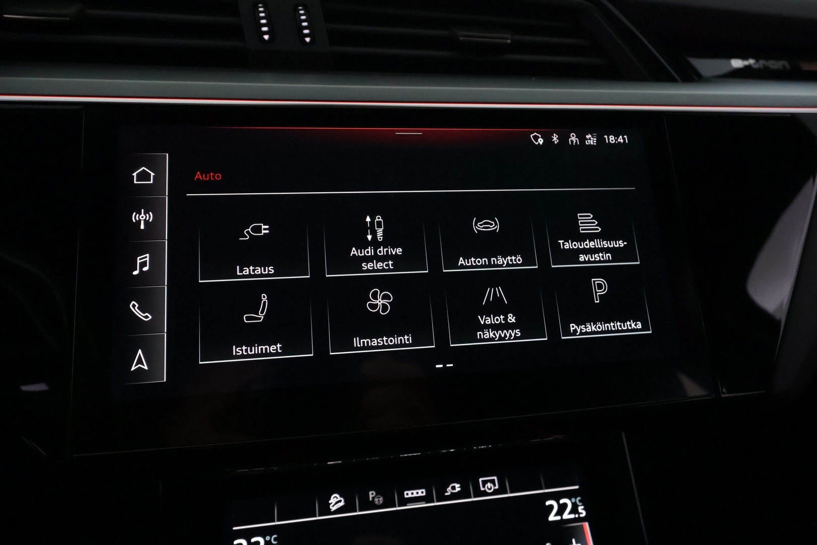 AUDI Q8 E-TRON 2024
