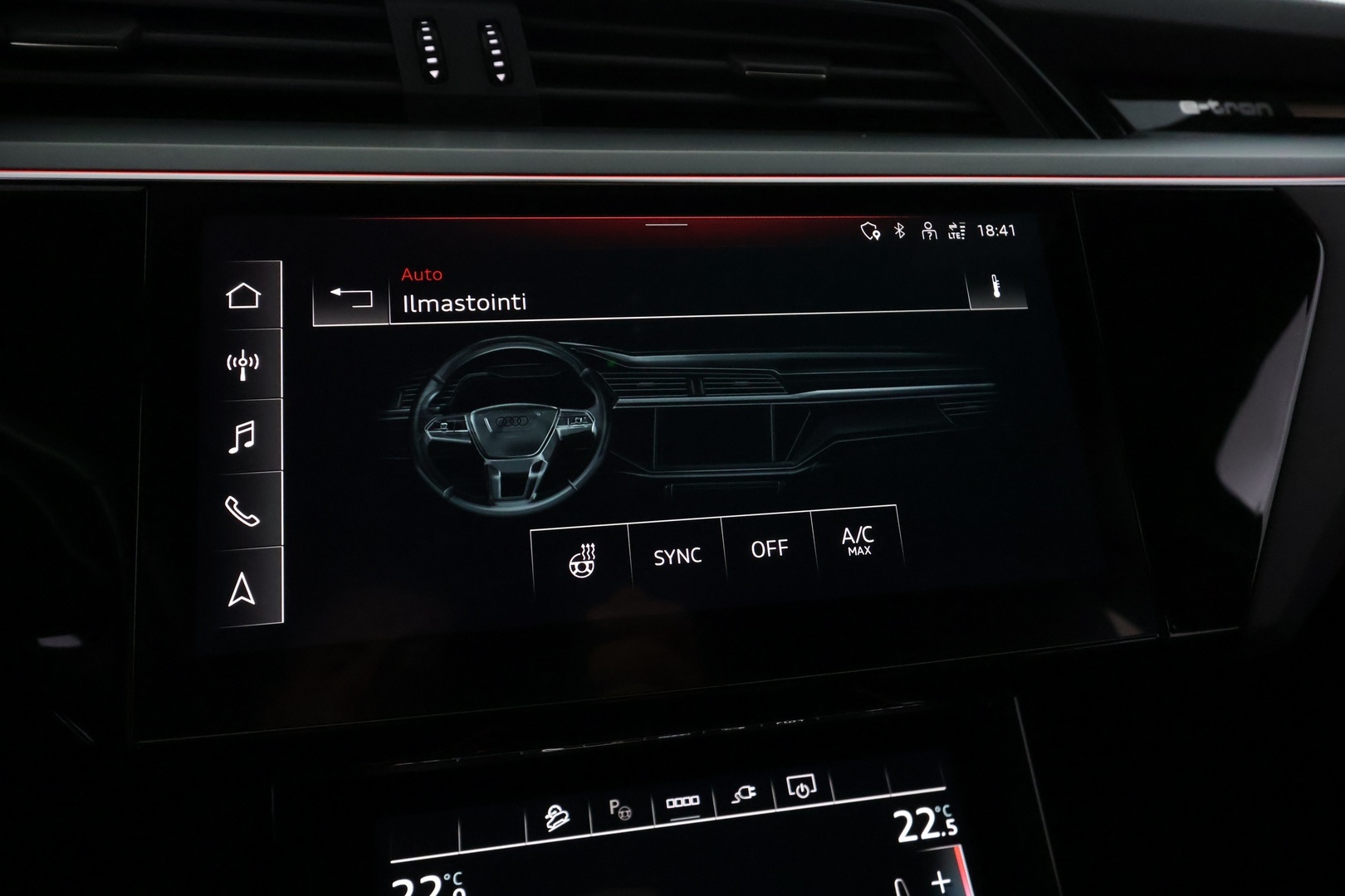 AUDI Q8 E-TRON 2024