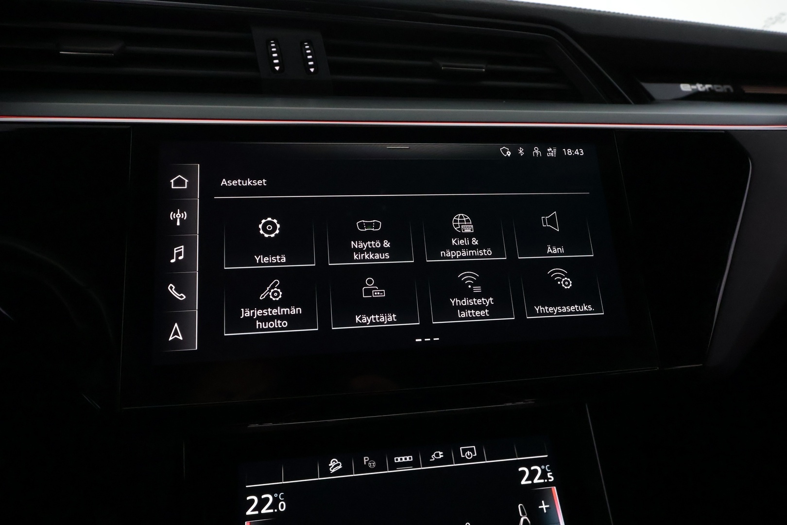 AUDI Q8 E-TRON 2024