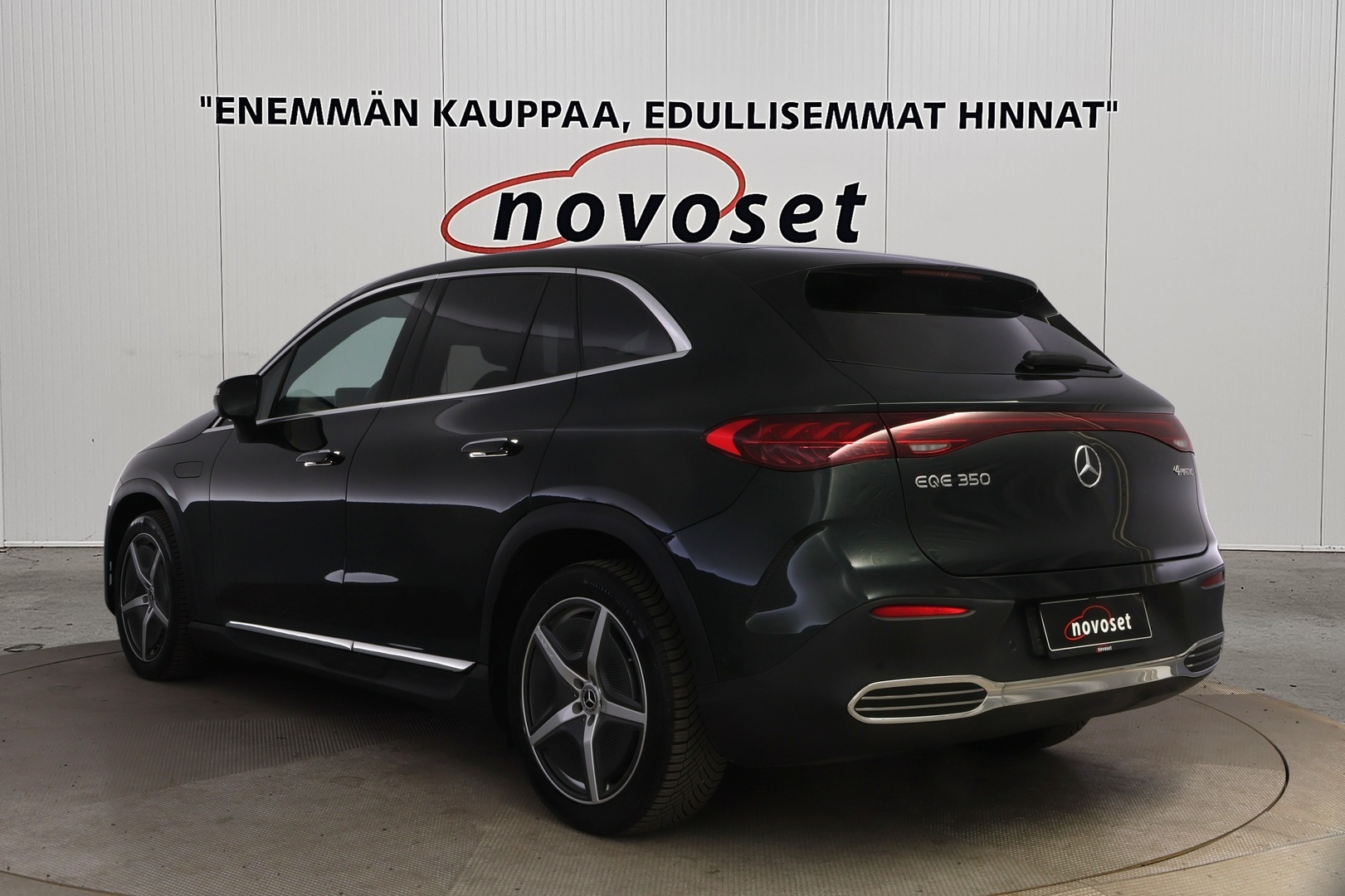MERCEDES-BENZ EQE SUV 2025
