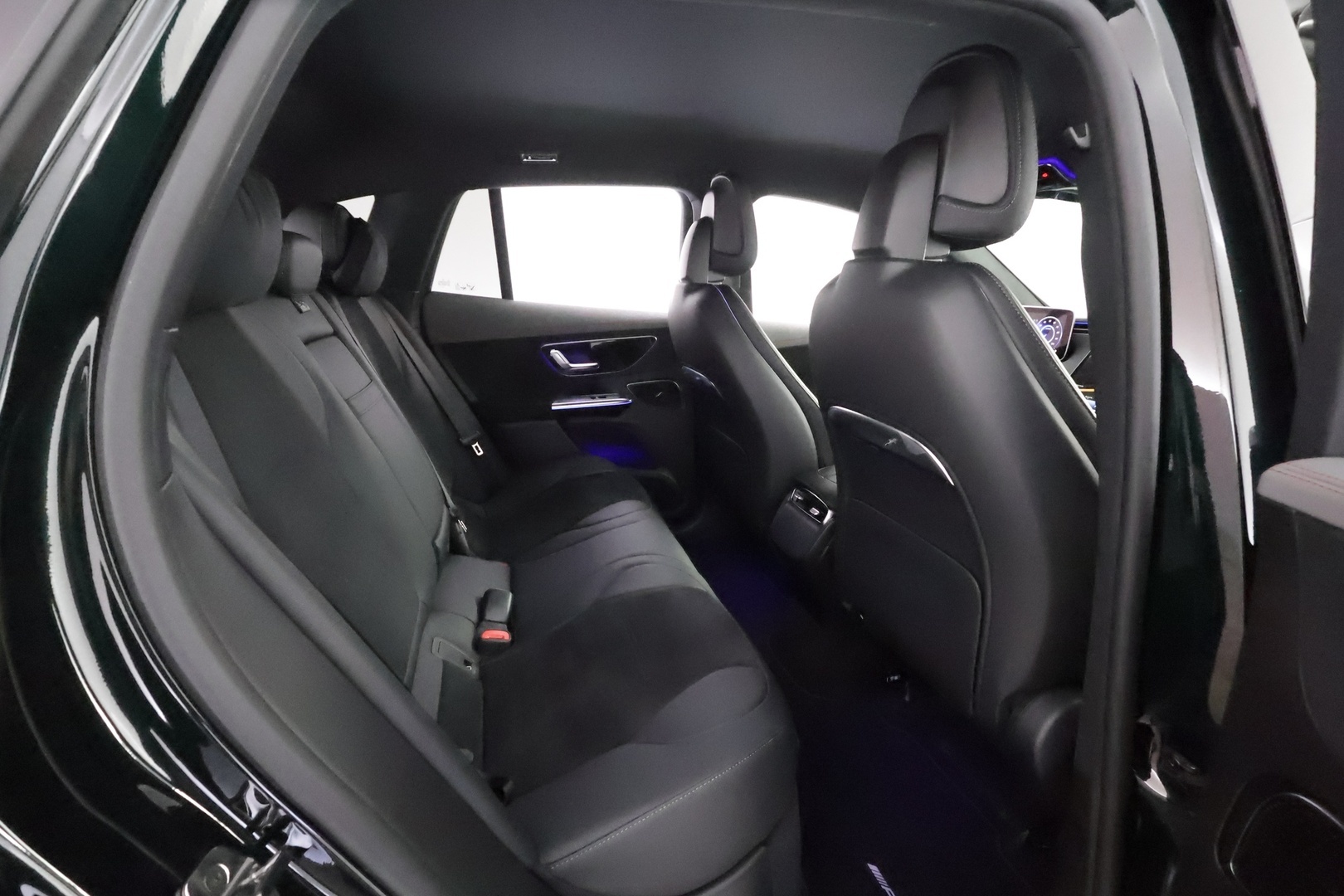 MERCEDES-BENZ EQE SUV 2025