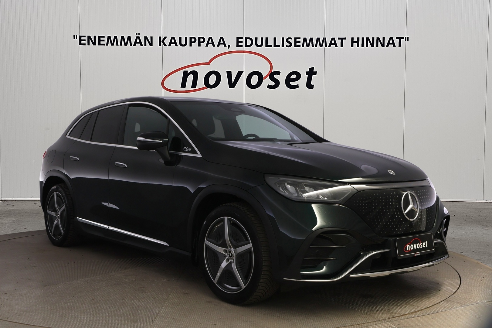 MERCEDES-BENZ EQE SUV 2025