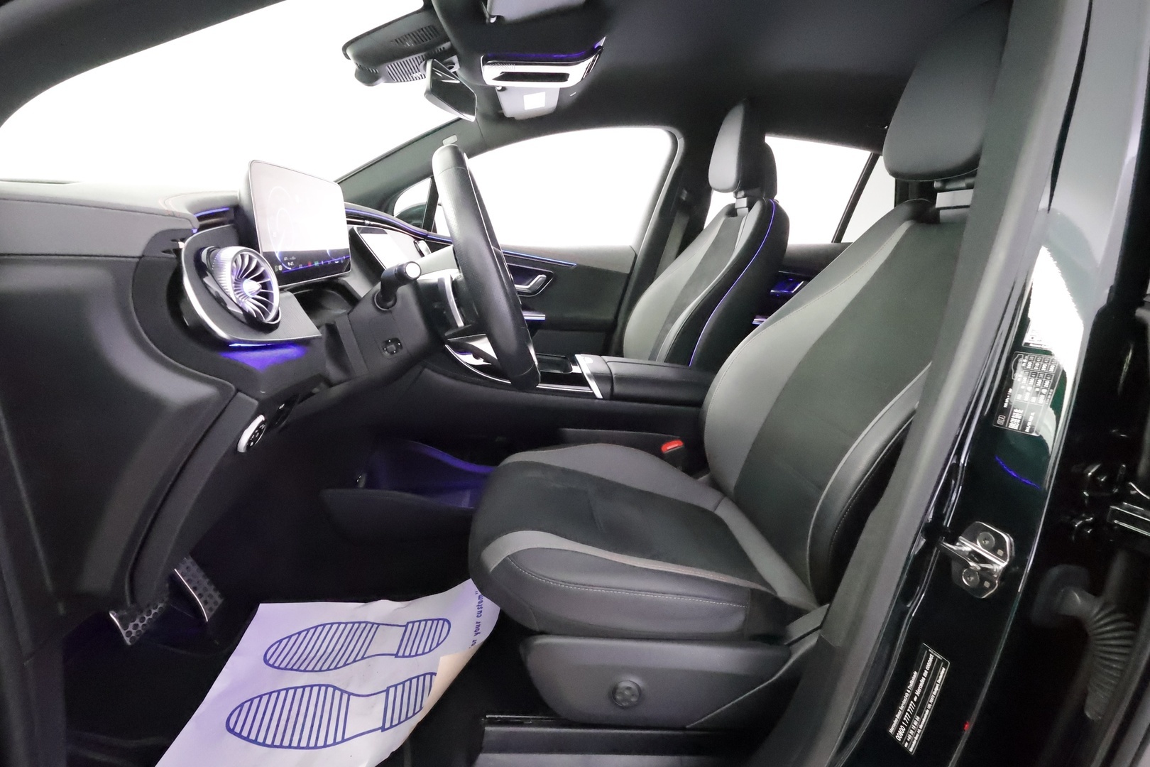 MERCEDES-BENZ EQE SUV 2025