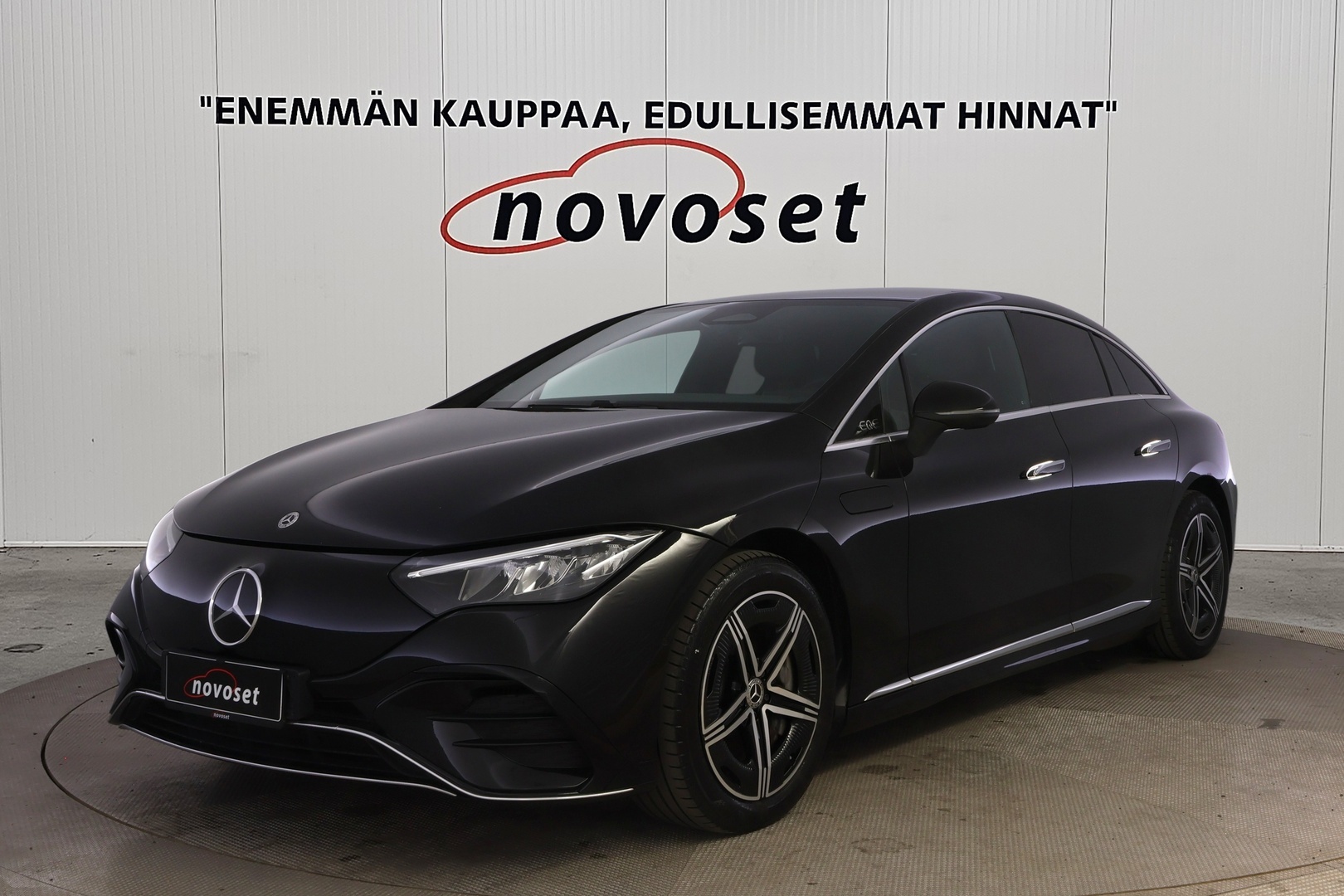 MERCEDES-BENZ EQE 2025