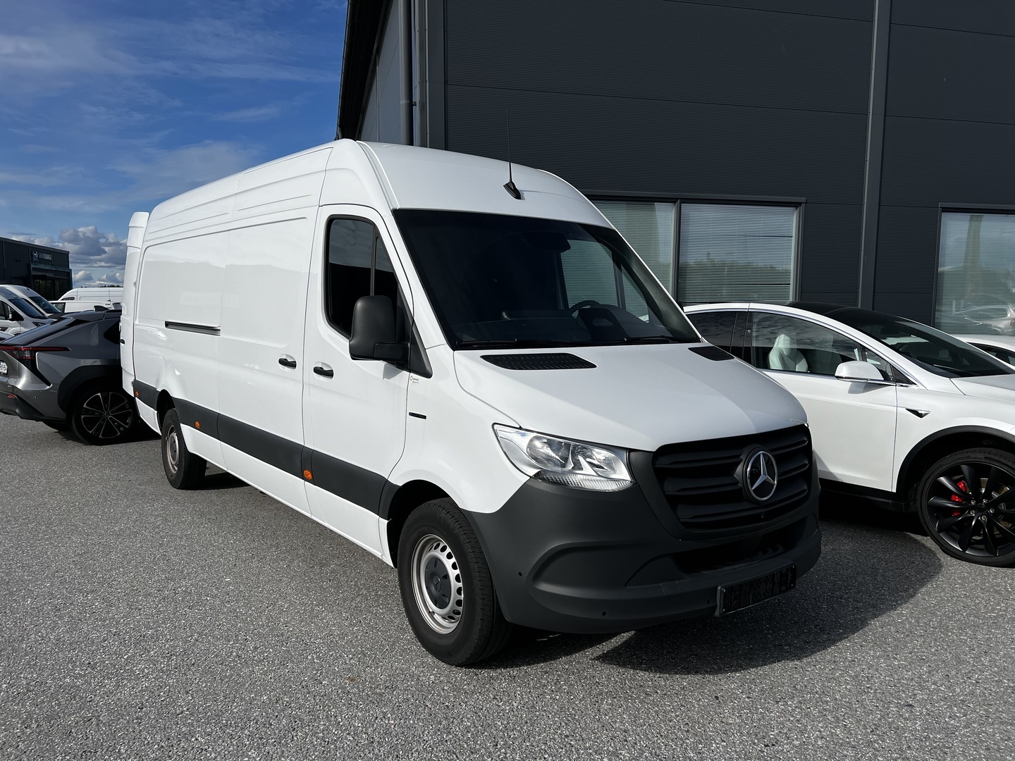 MERCEDES-BENZ SPRINTER 2025