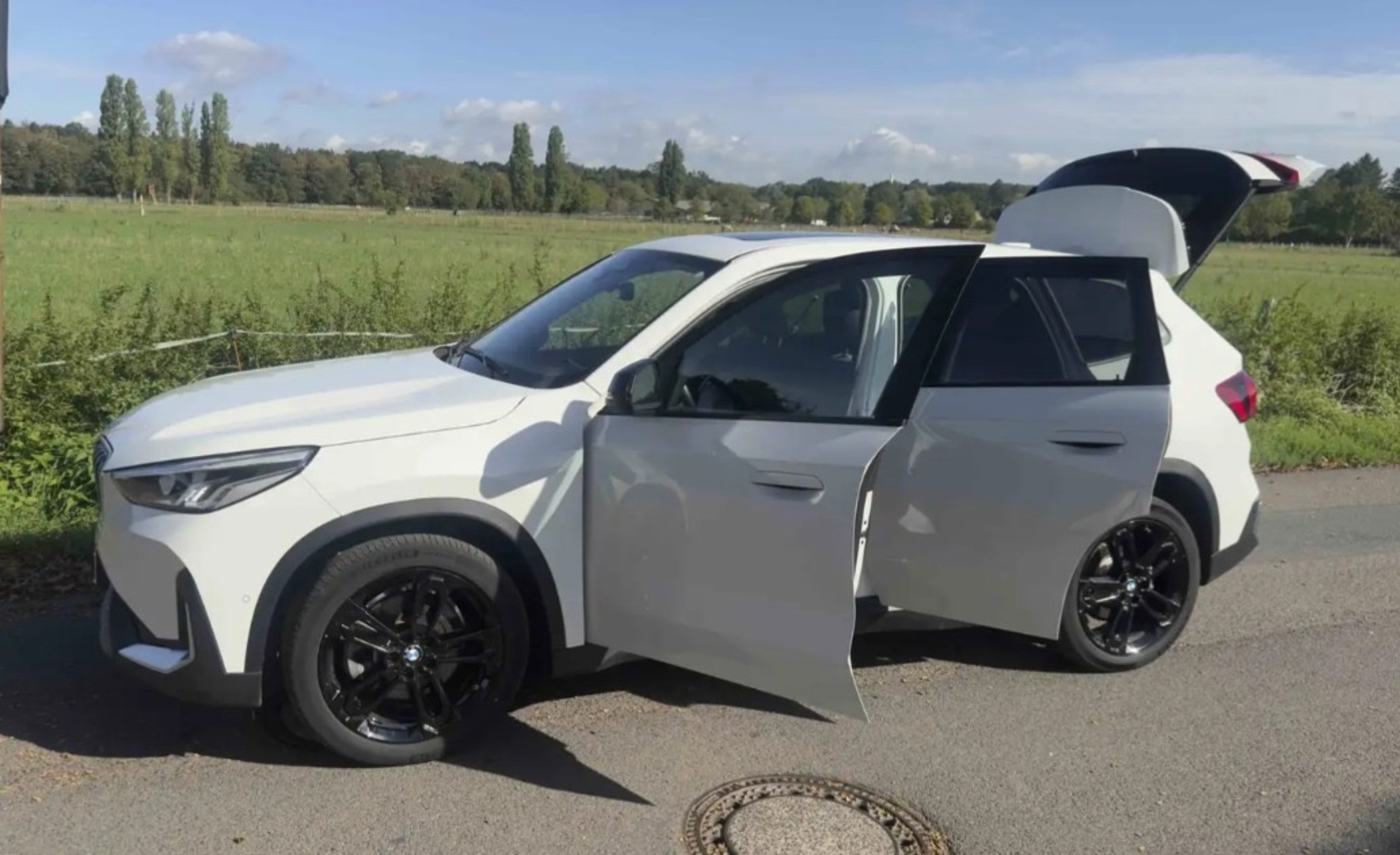 BMW IX1 2023