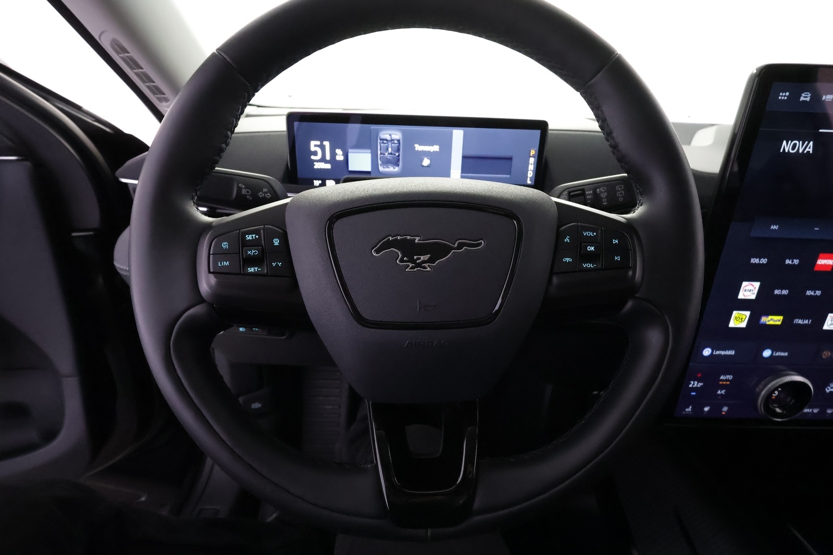 FORD Mustang Mach-E 2023