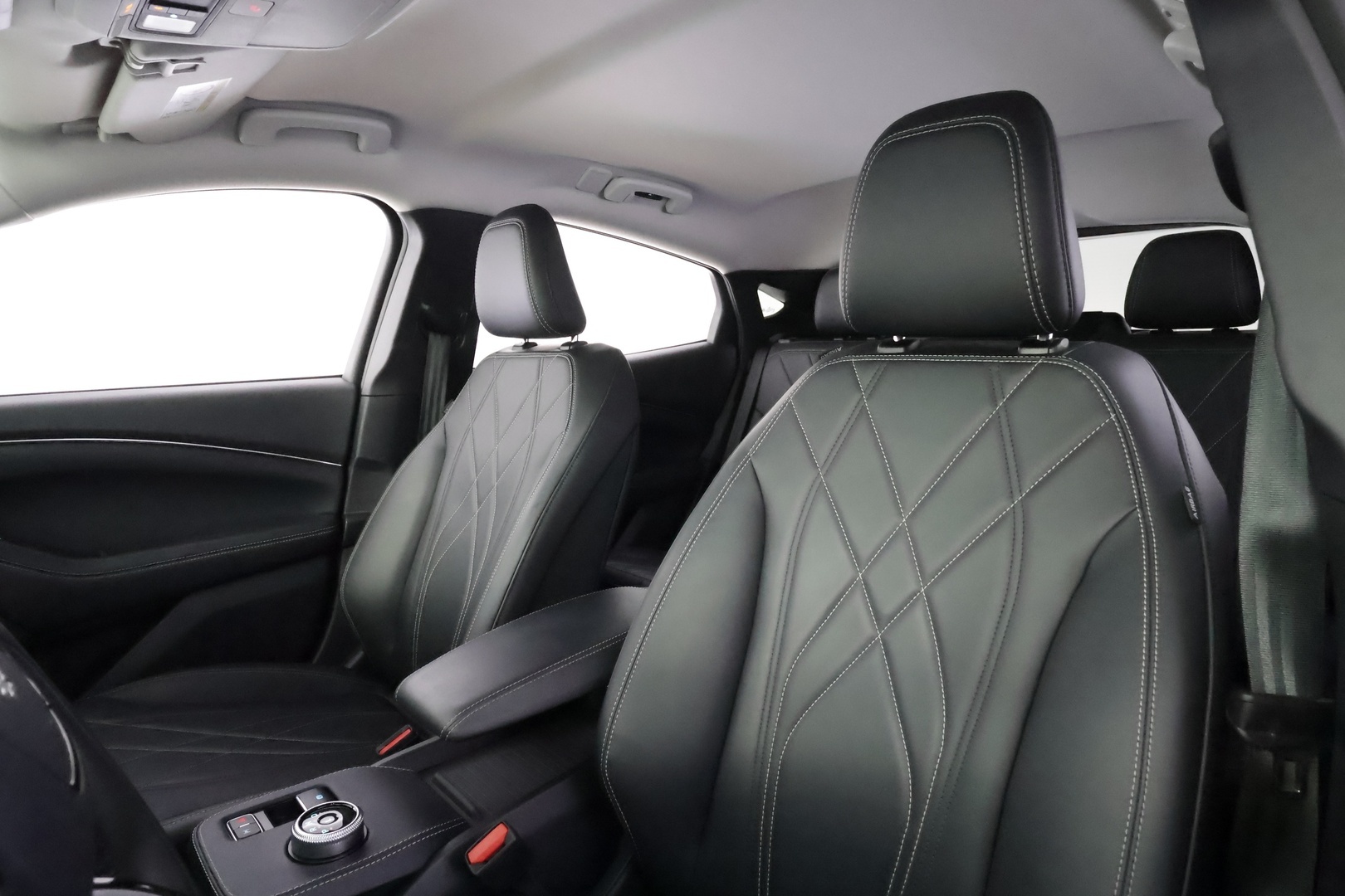 FORD Mustang Mach-E 2023