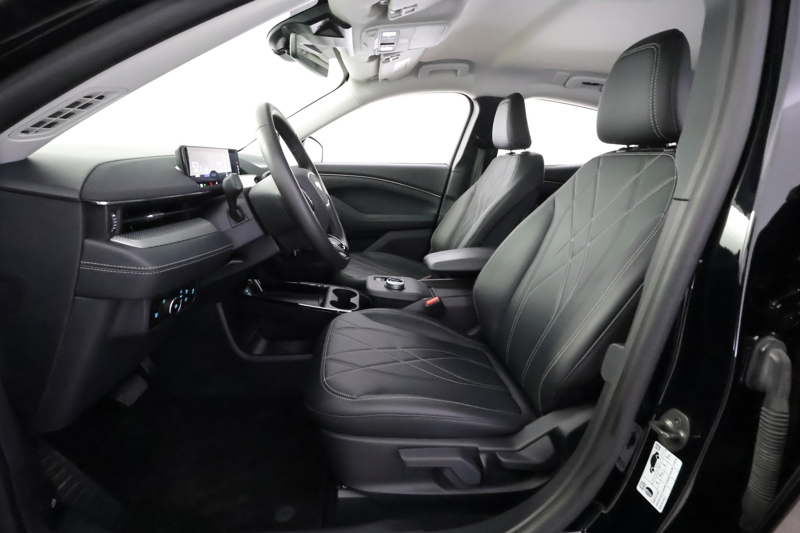 FORD Mustang Mach-E 2023