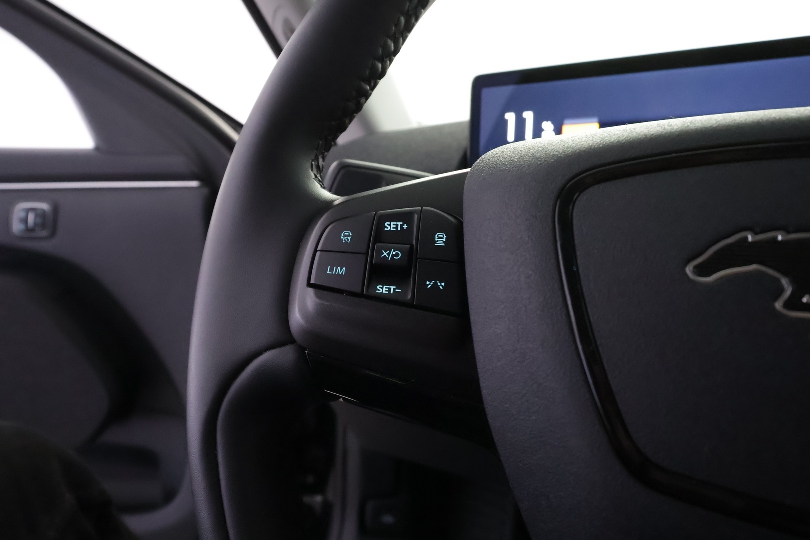 FORD Mustang Mach-E 2023