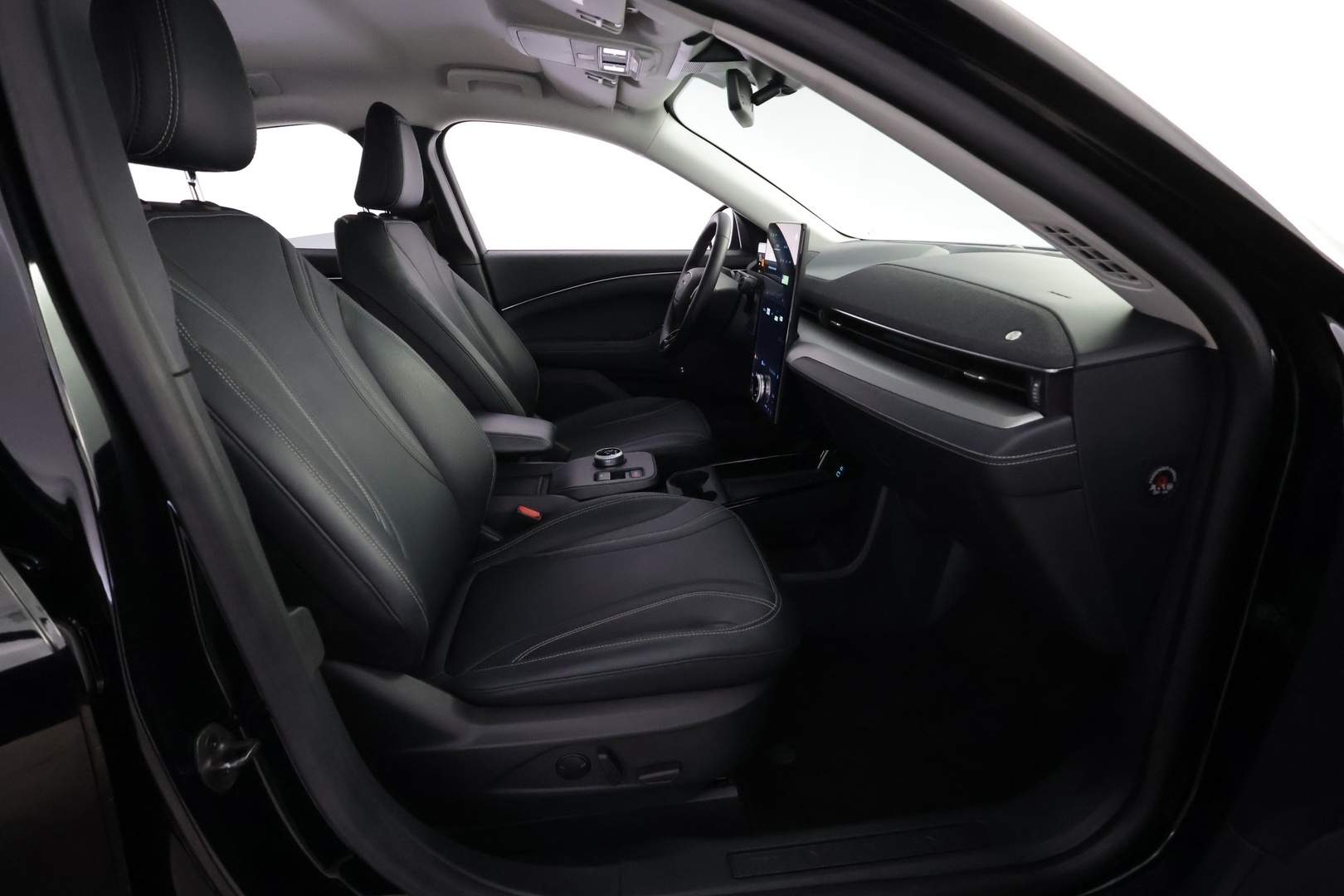 FORD Mustang Mach-E 2023