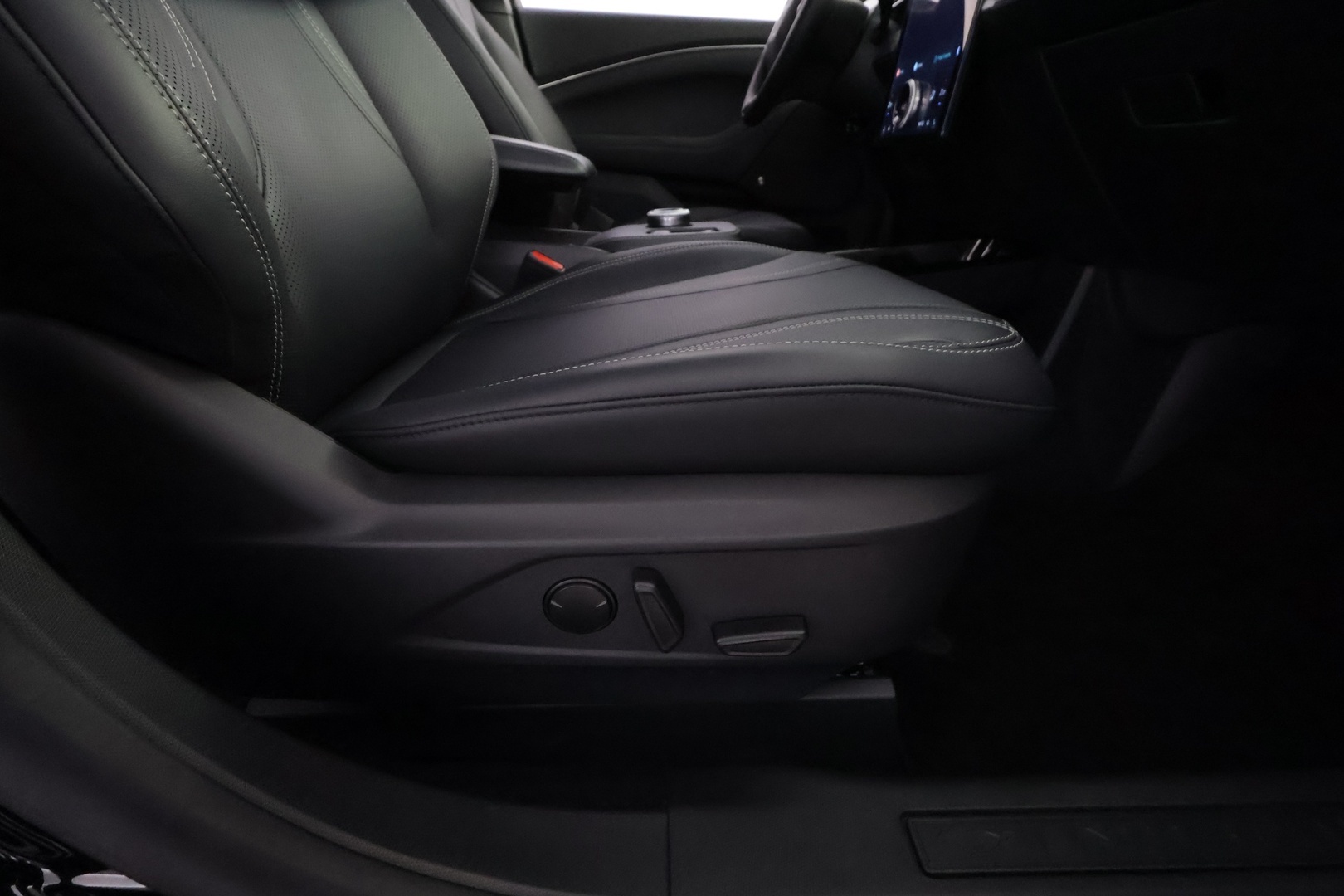 FORD Mustang Mach-E 2023