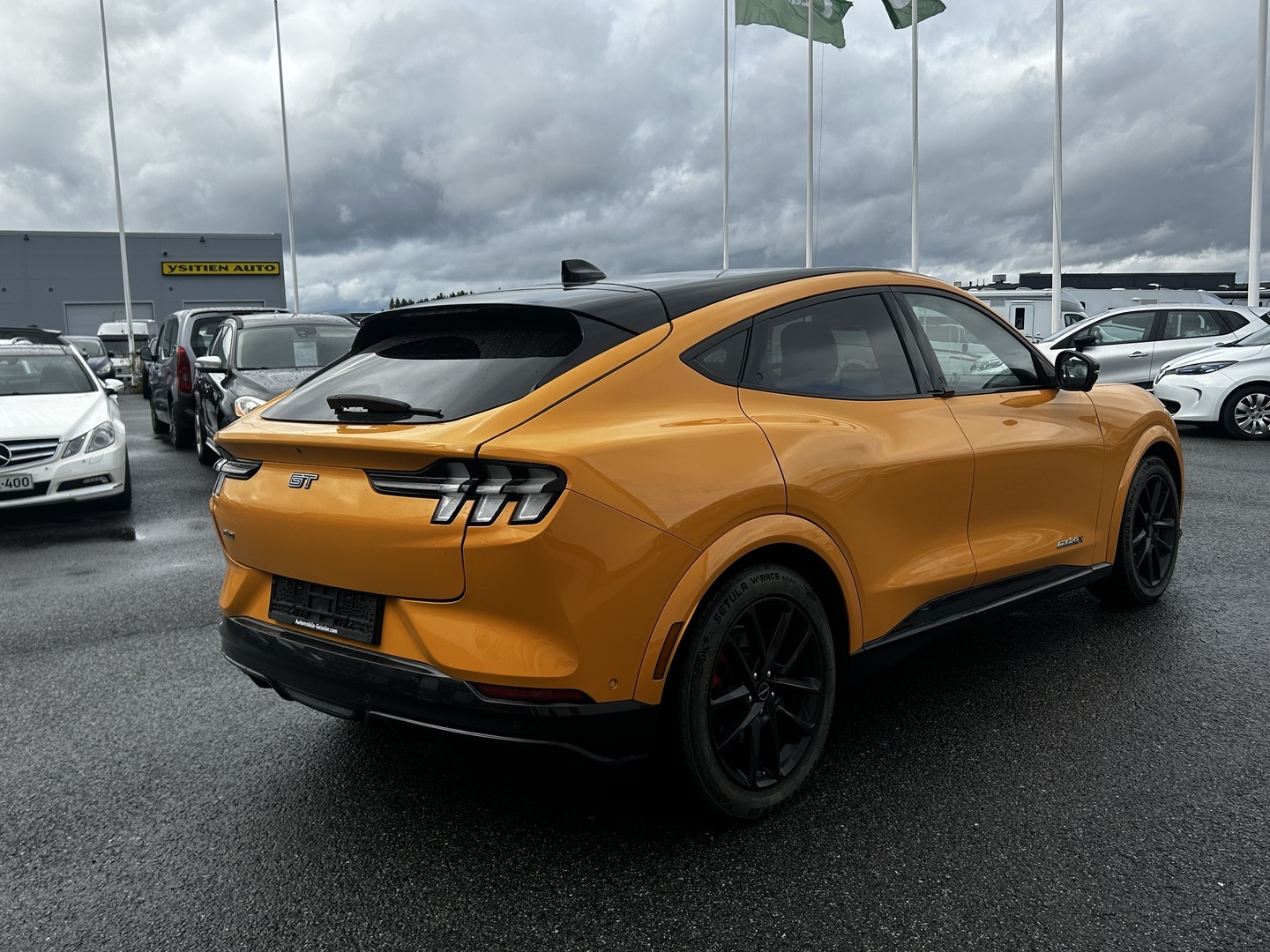 FORD MUSTANG MACH-E 2023